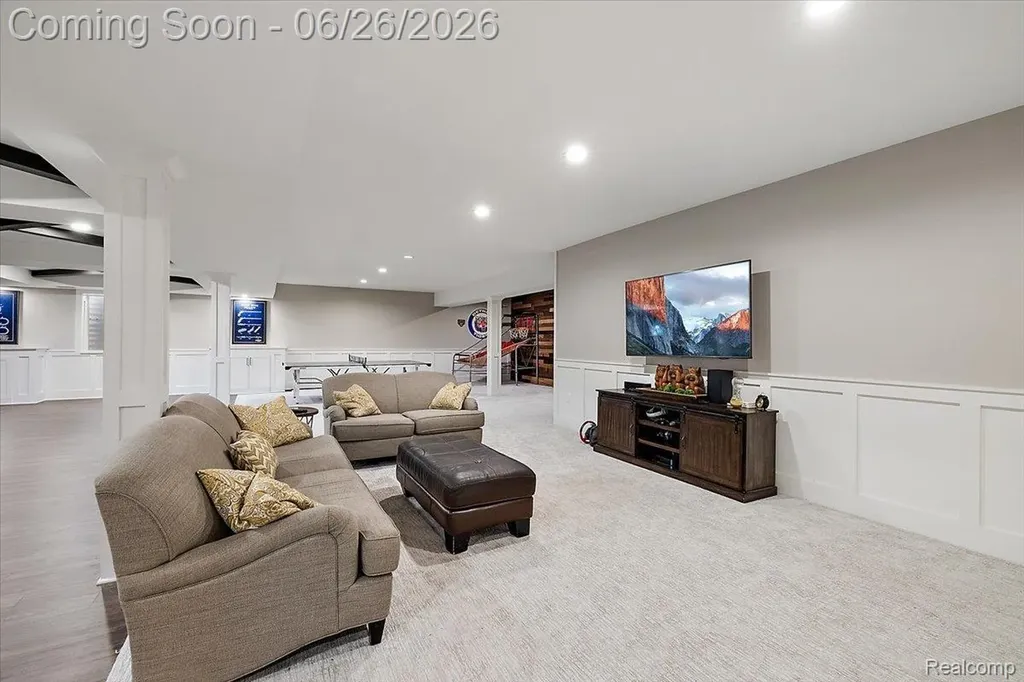 3071 Emeraude Court Oakland Charter Township MI 48306