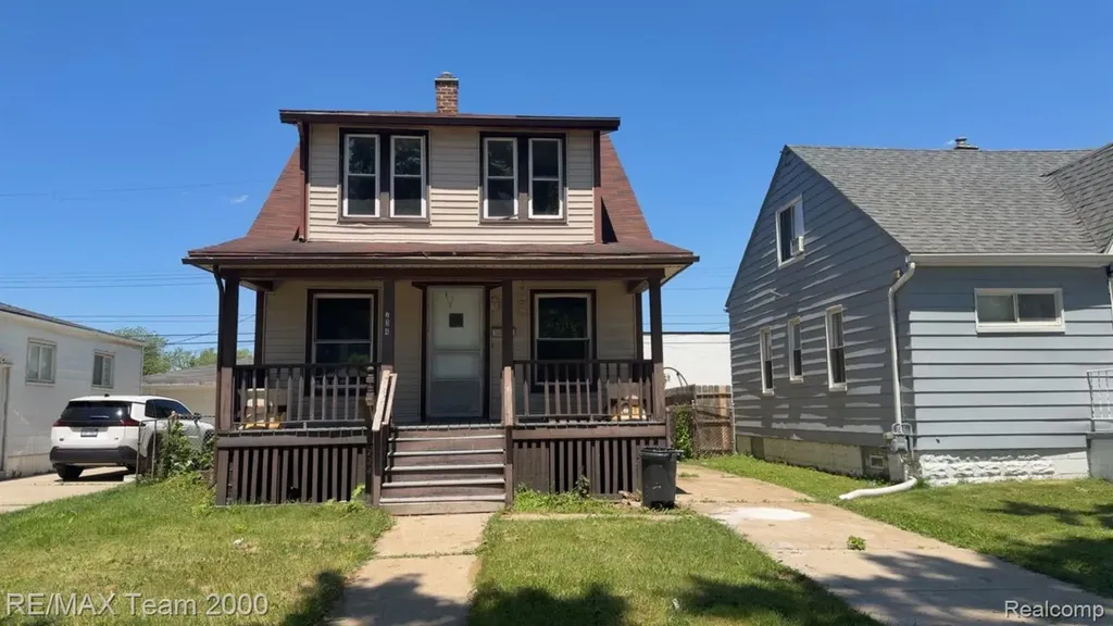 734 Cleophus Parkway Lincoln Park City MI 48146