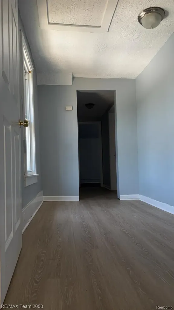 734 Cleophus Parkway Lincoln Park City MI 48146