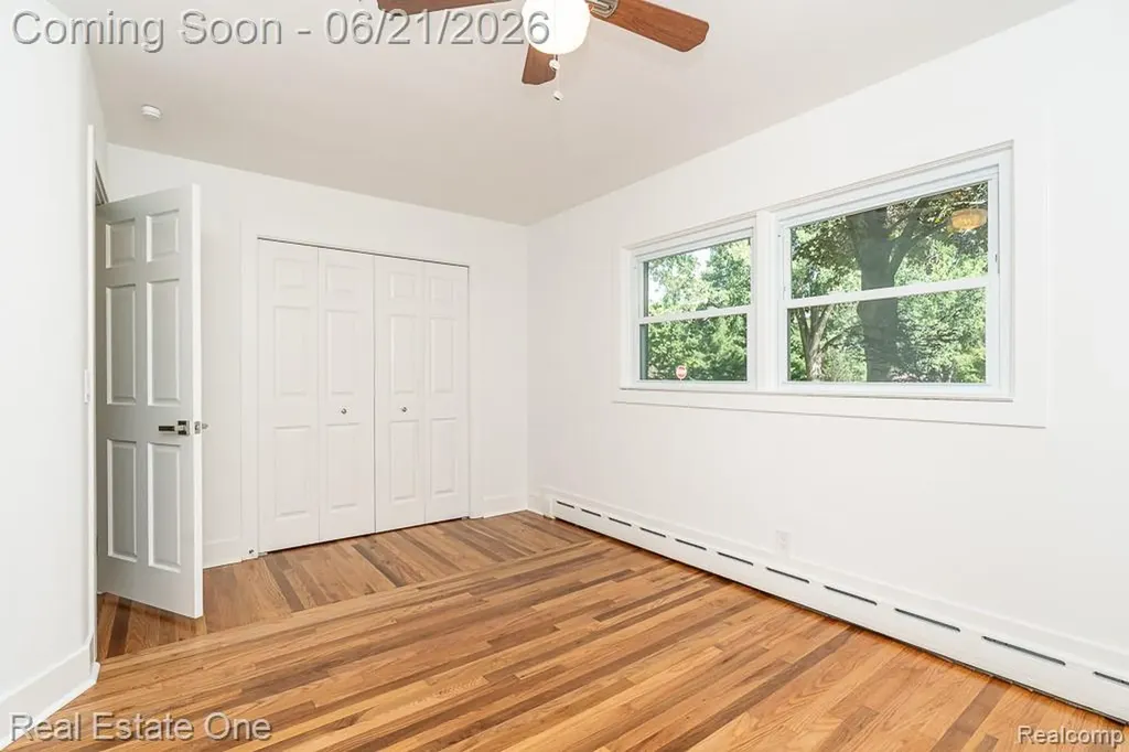 1430 Stockport Drive Rochester Hills City MI 48309