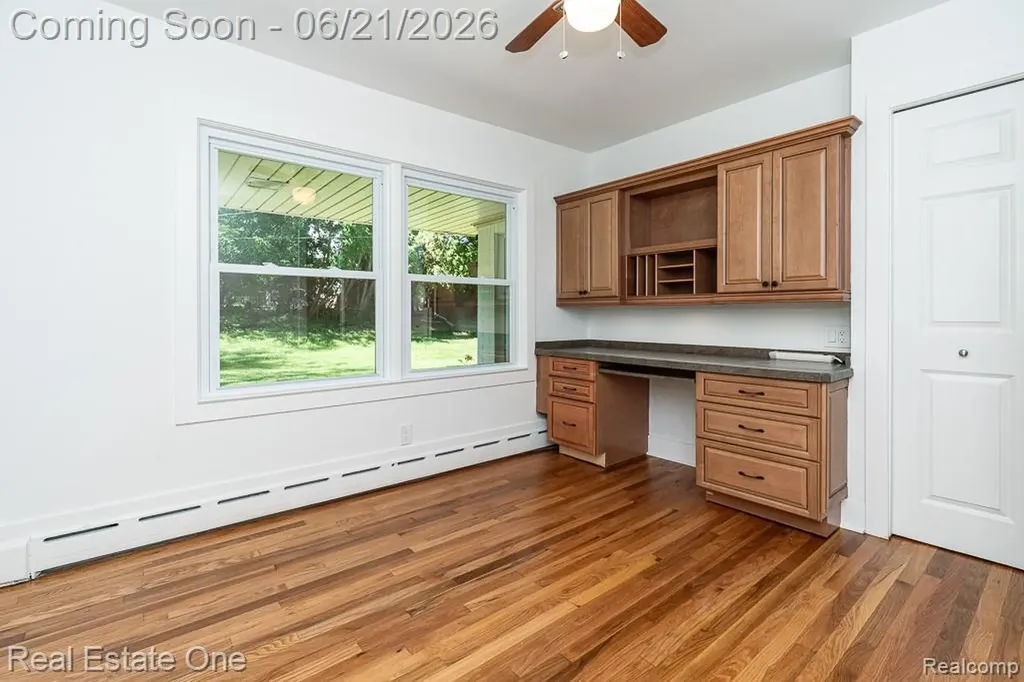 1430 Stockport Drive Rochester Hills City MI 48309