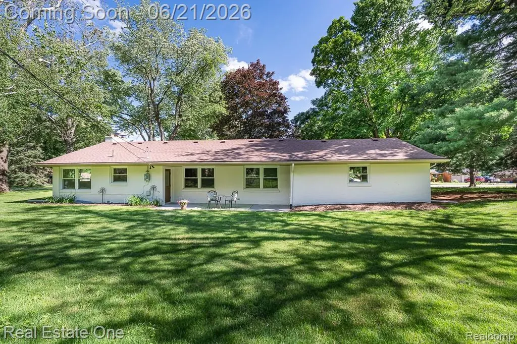 1430 Stockport Drive Rochester Hills City MI 48309