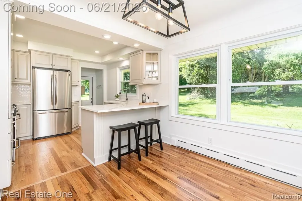 1430 Stockport Drive Rochester Hills City MI 48309