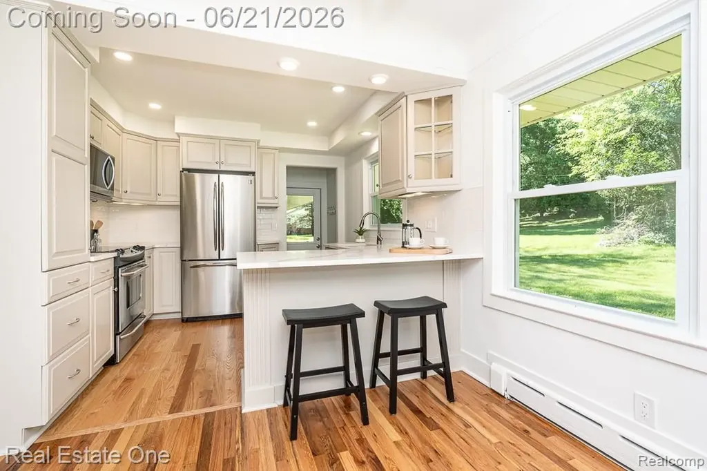 1430 Stockport Drive Rochester Hills City MI 48309