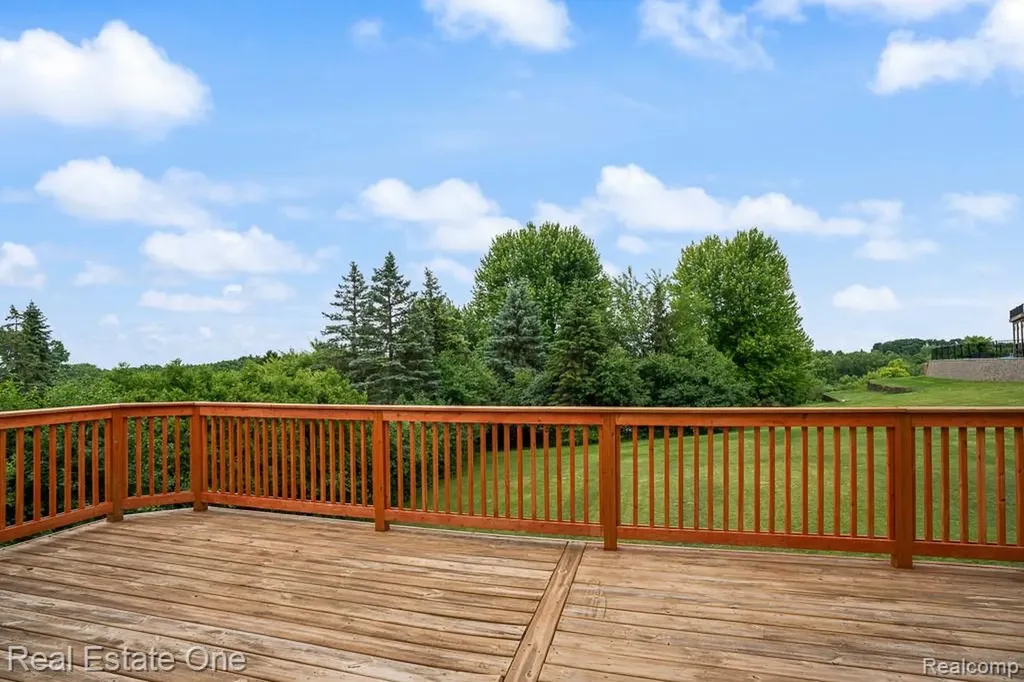 2898 Eagle Drive Rochester Hills City MI 48309