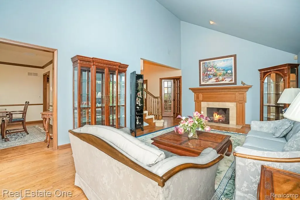 2898 Eagle Drive Rochester Hills City MI 48309