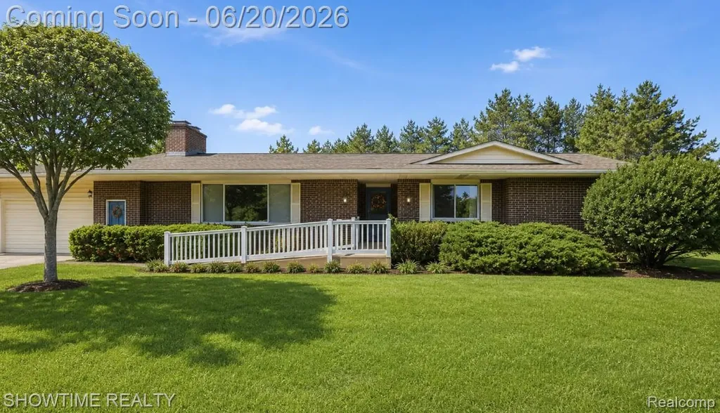 1661 Madeline Drive Lapeer Township MI 48446