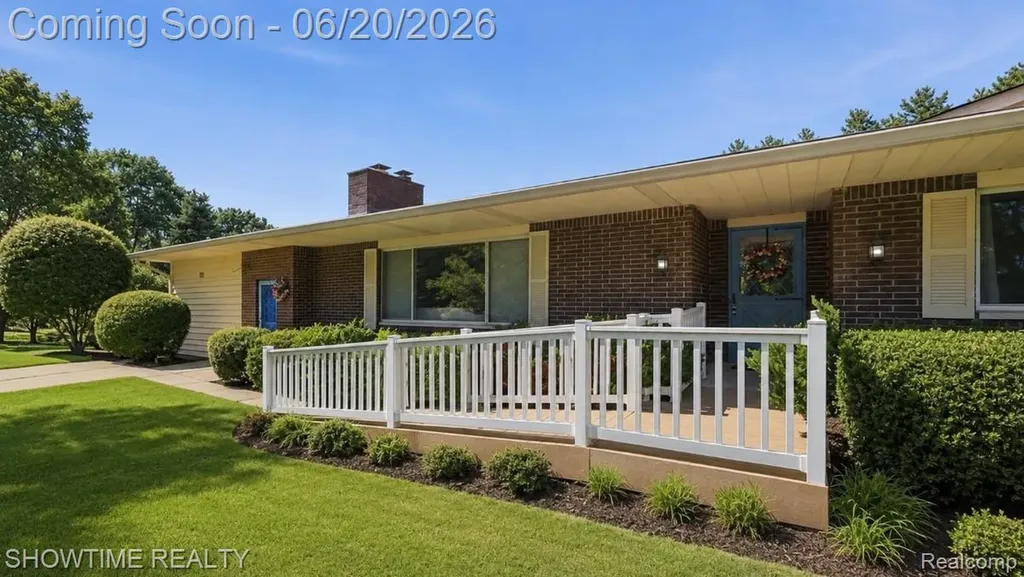 1661 Madeline Drive Lapeer Township MI 48446