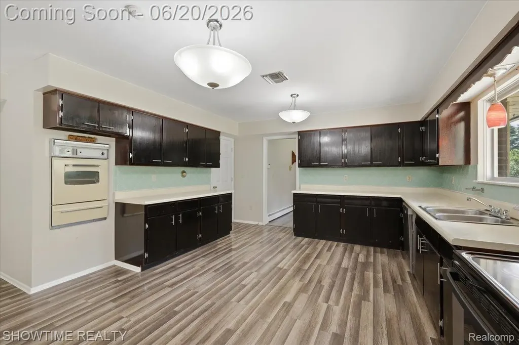 1661 Madeline Drive Lapeer Township MI 48446