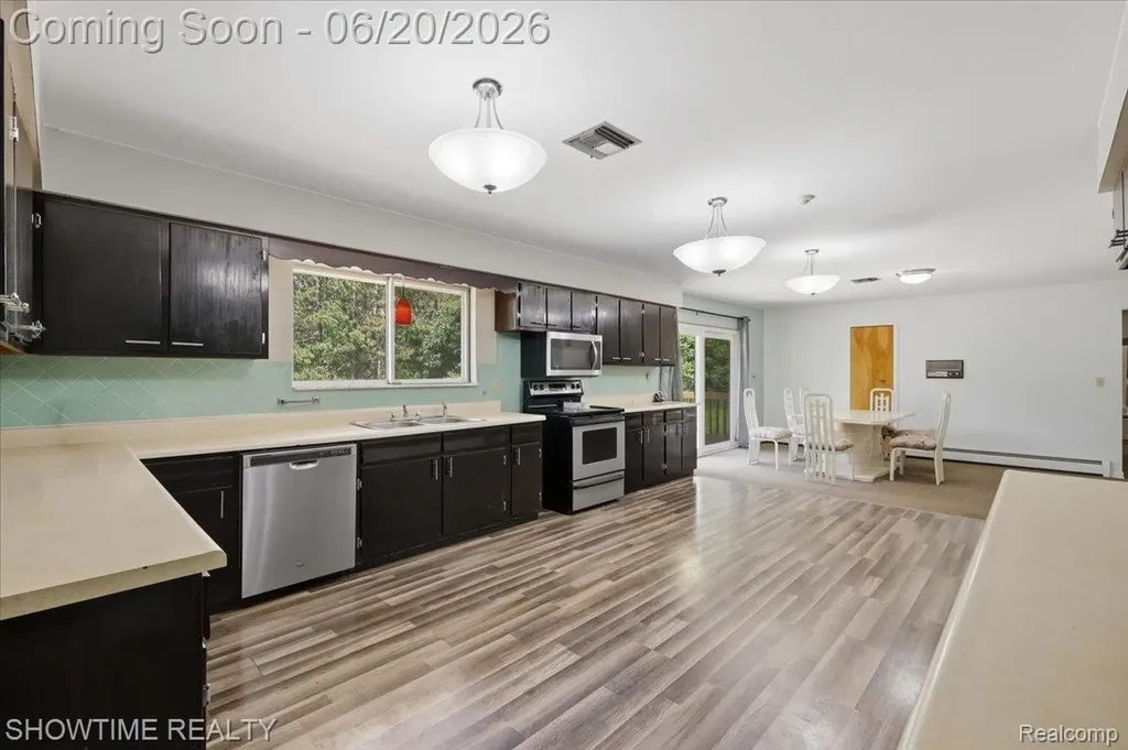 1661 Madeline Drive Lapeer Township MI 48446