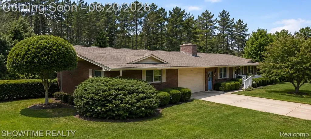 1661 Madeline Drive Lapeer Township MI 48446