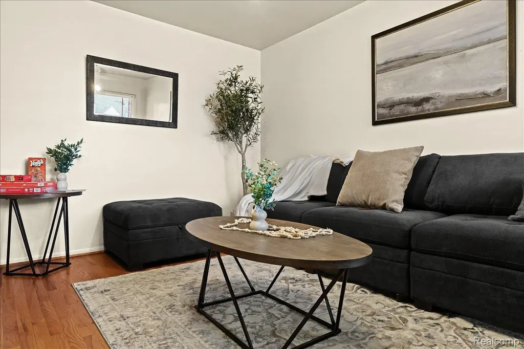 673 Winchester Avenue Lincoln Park City MI 48146