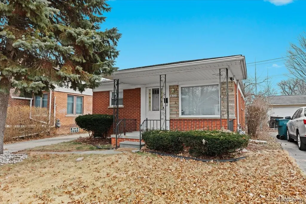 673 Winchester Avenue Lincoln Park City MI 48146
