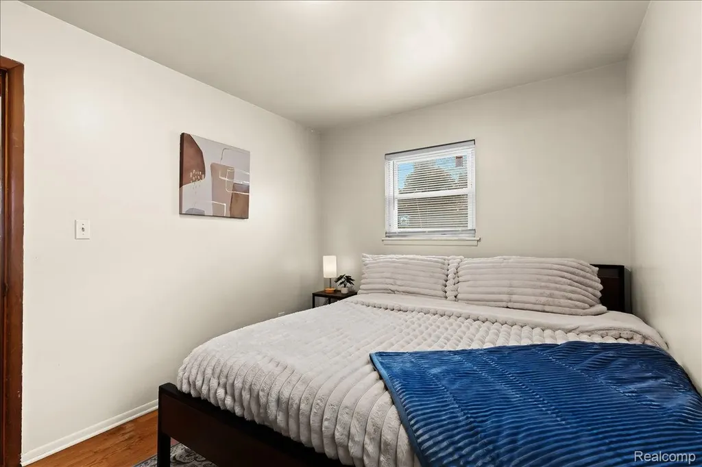 673 Winchester Avenue Lincoln Park City MI 48146