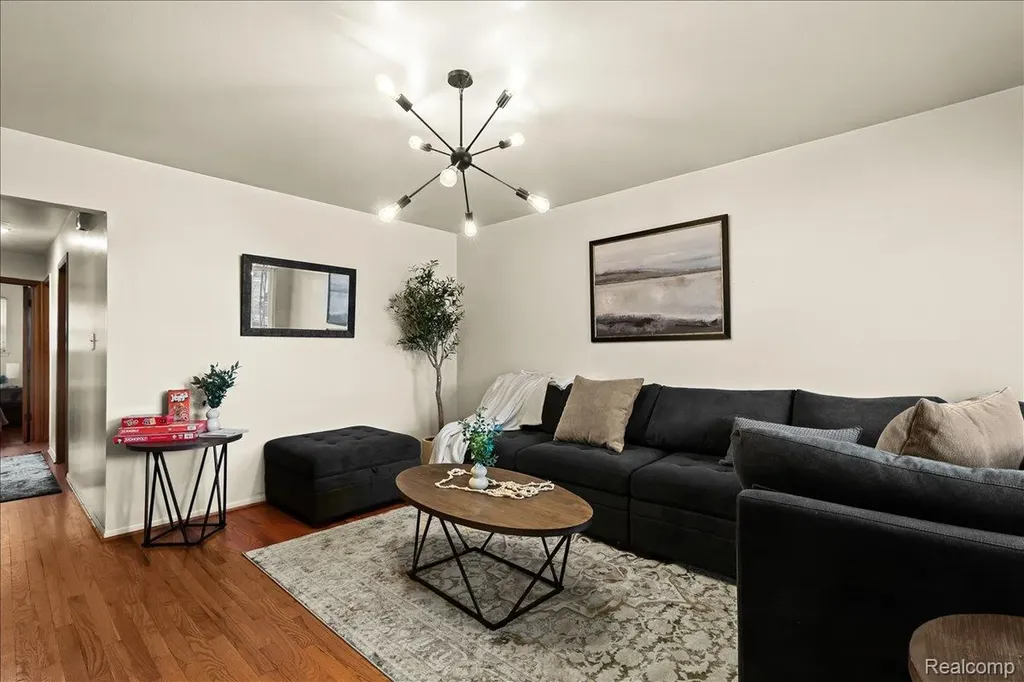 673 Winchester Avenue Lincoln Park City MI 48146