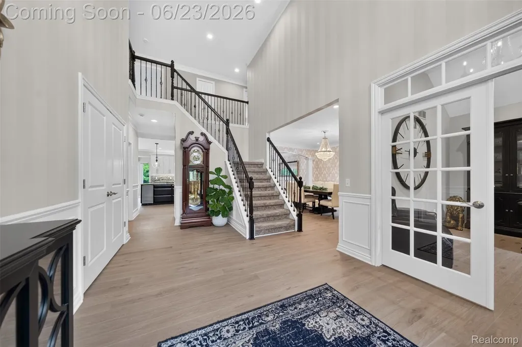 6828 Merrick Drive Troy City MI 48098