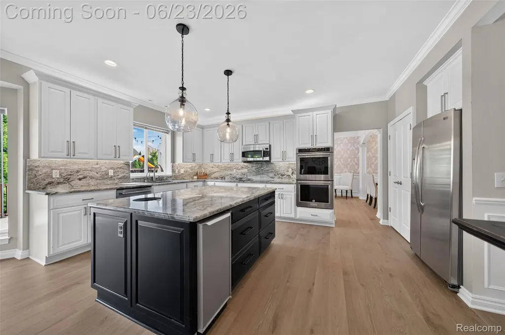 6828 Merrick Drive Troy City MI 48098