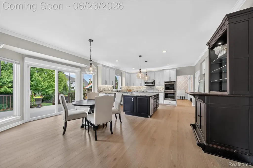 6828 Merrick Drive Troy City MI 48098