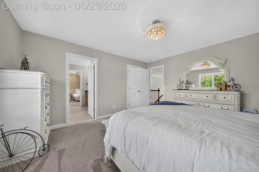 6828 Merrick Drive Troy City MI 48098