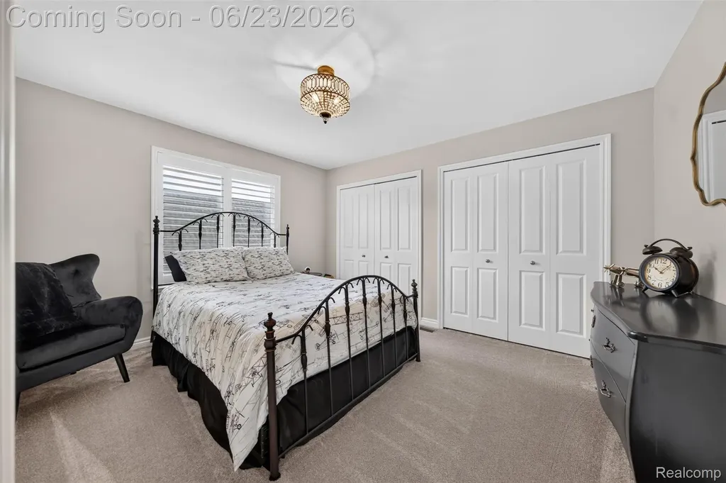 6828 Merrick Drive Troy City MI 48098