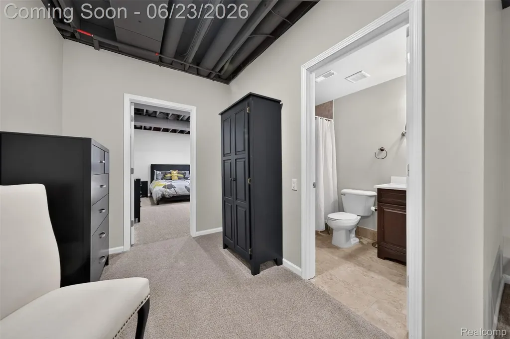 6828 Merrick Drive Troy City MI 48098