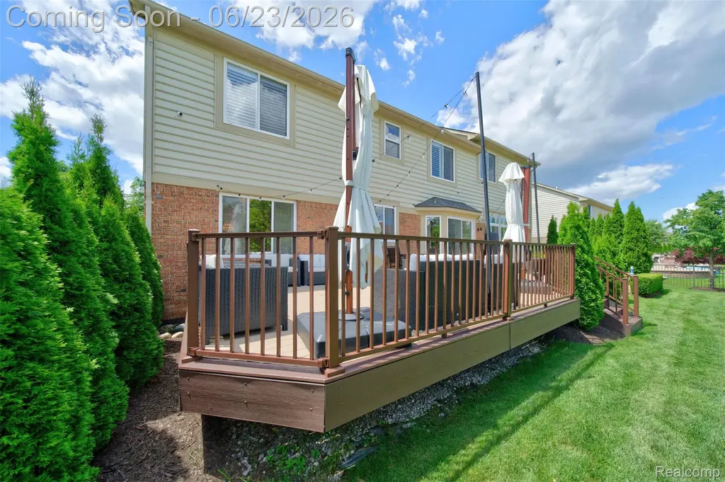 6828 Merrick Drive Troy City MI 48098