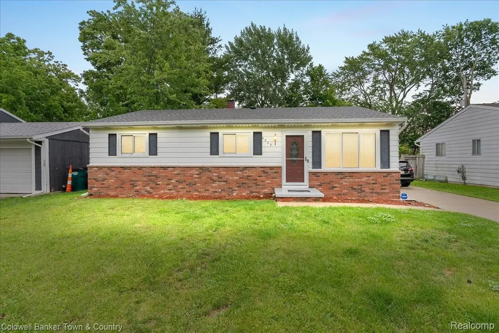 5309 Granger Drive Lansing City MI 48911