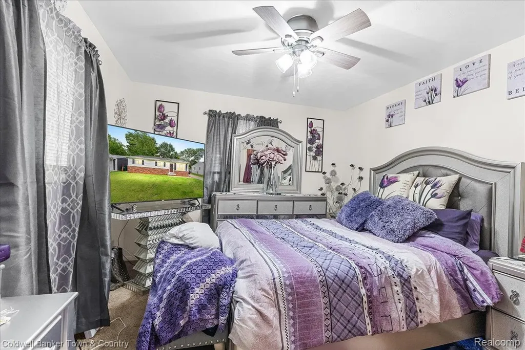 5309 Granger Drive Lansing City MI 48911