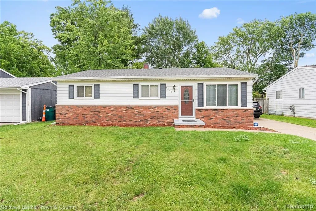 5309 Granger Drive Lansing City MI 48911