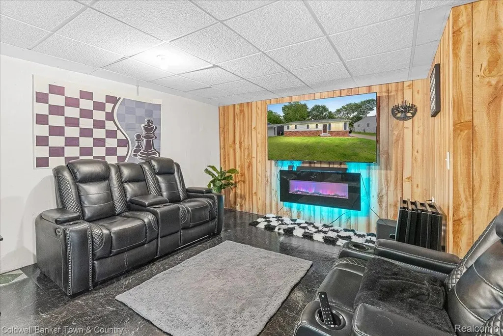 5309 Granger Drive Lansing City MI 48911