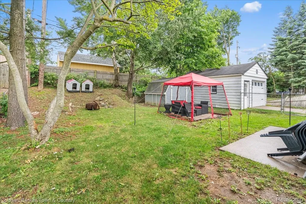 5309 Granger Drive Lansing City MI 48911