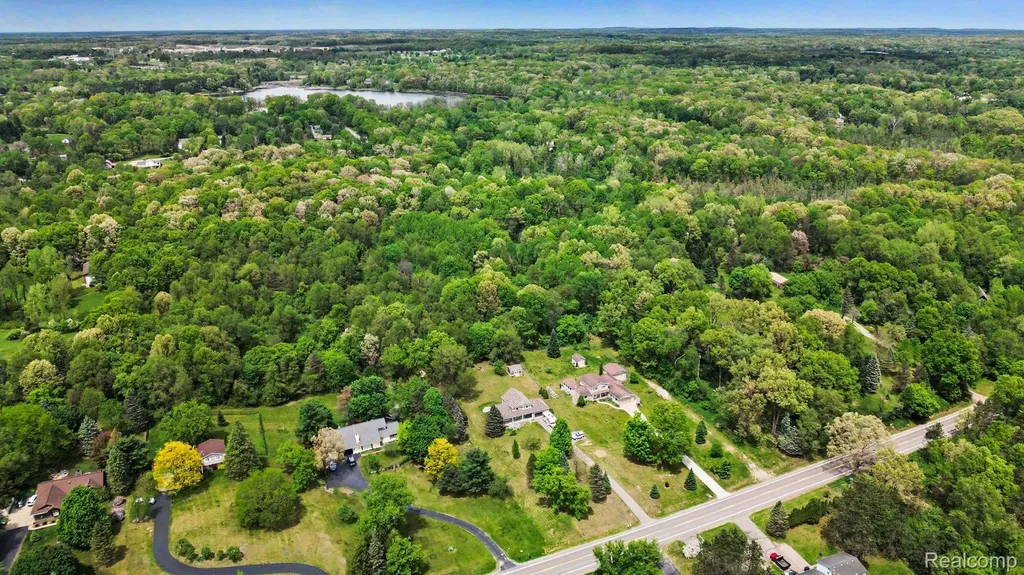 00000 Davisburg Road Springfield Charter Township MI 48350