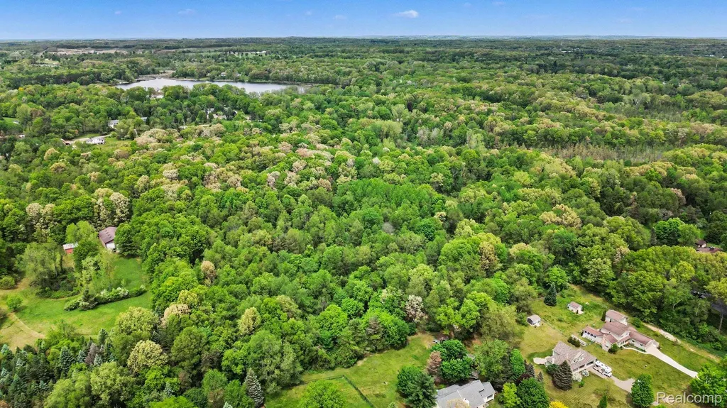 00000 Davisburg Road Springfield Charter Township MI 48350