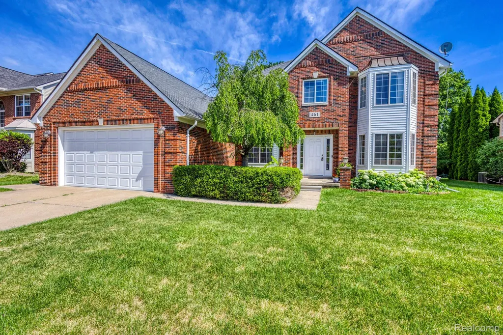 461 Tanner Drive Troy City MI 48085