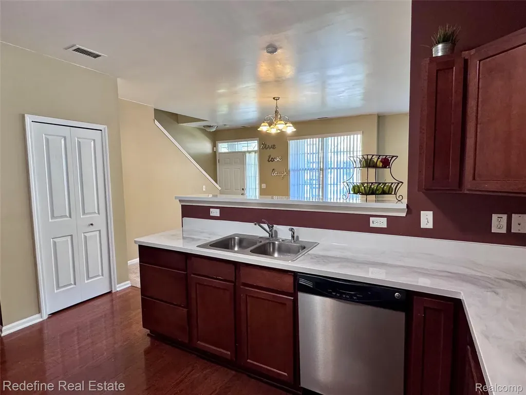 4015 Norwich Drive Canton Charter Township MI 48188