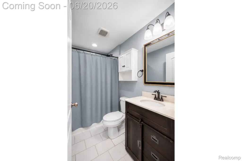 19908 Danube Court Sylvan Township MI 48118