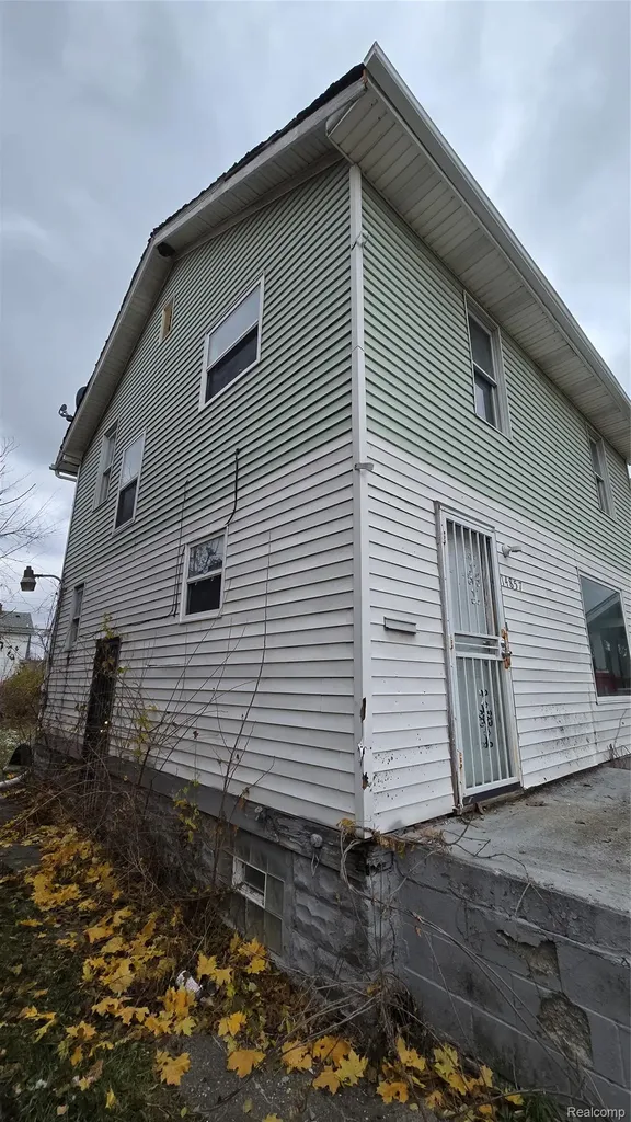 14857 Stoepel Street Detroit City MI 48238