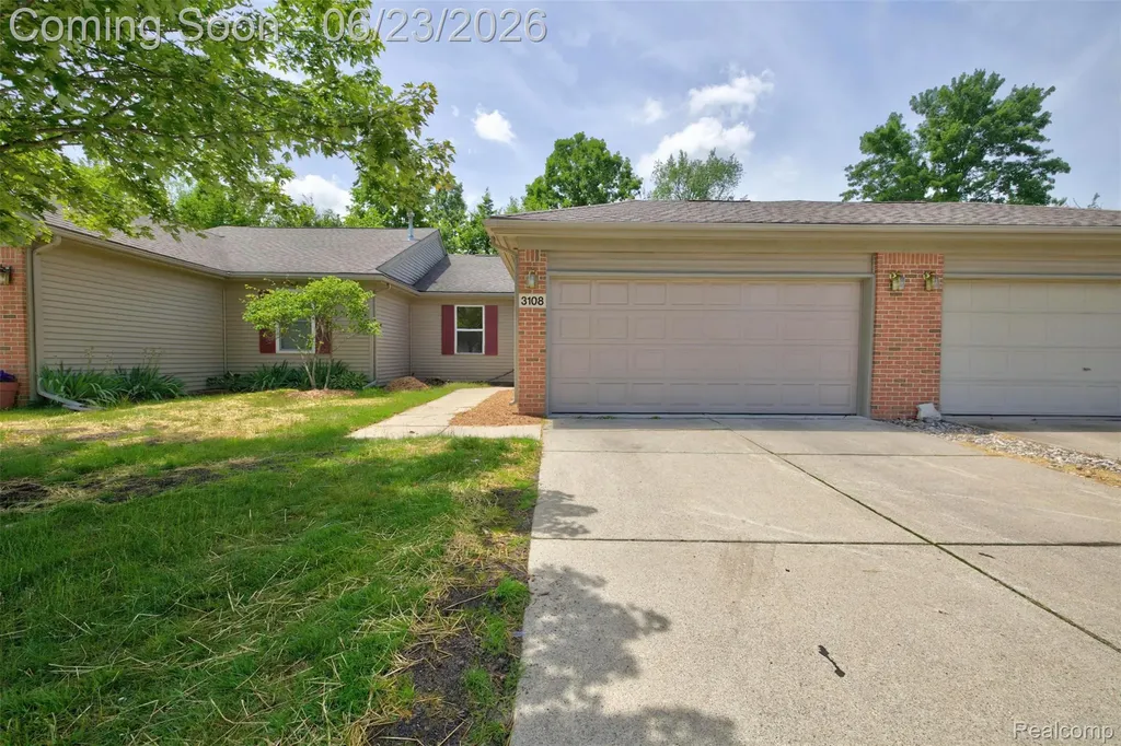 3108 Falcon Drive Burton City MI 48519