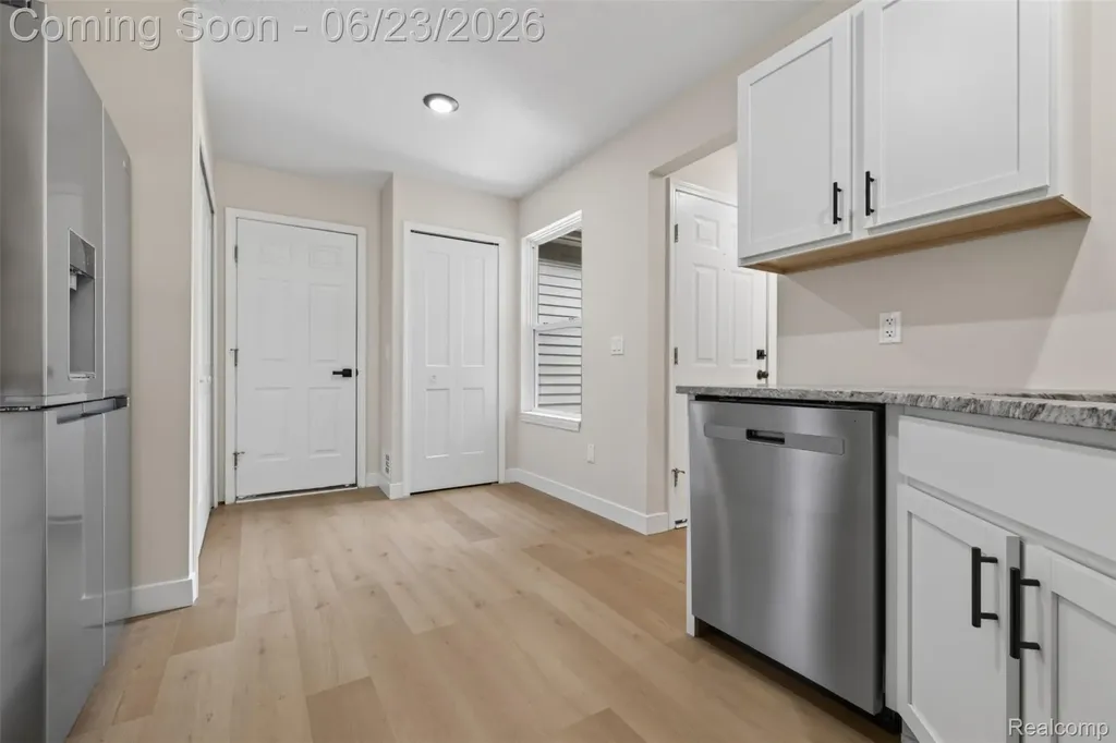 3108 Falcon Drive Burton City MI 48519