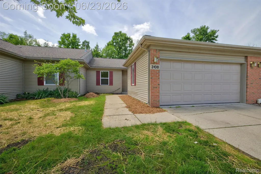 3108 Falcon Drive Burton City MI 48519