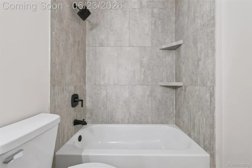 3108 Falcon Drive Burton City MI 48519