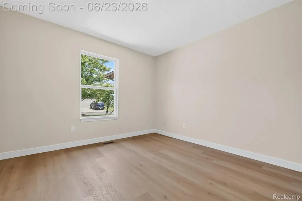 3108 Falcon Drive Burton City MI 48519