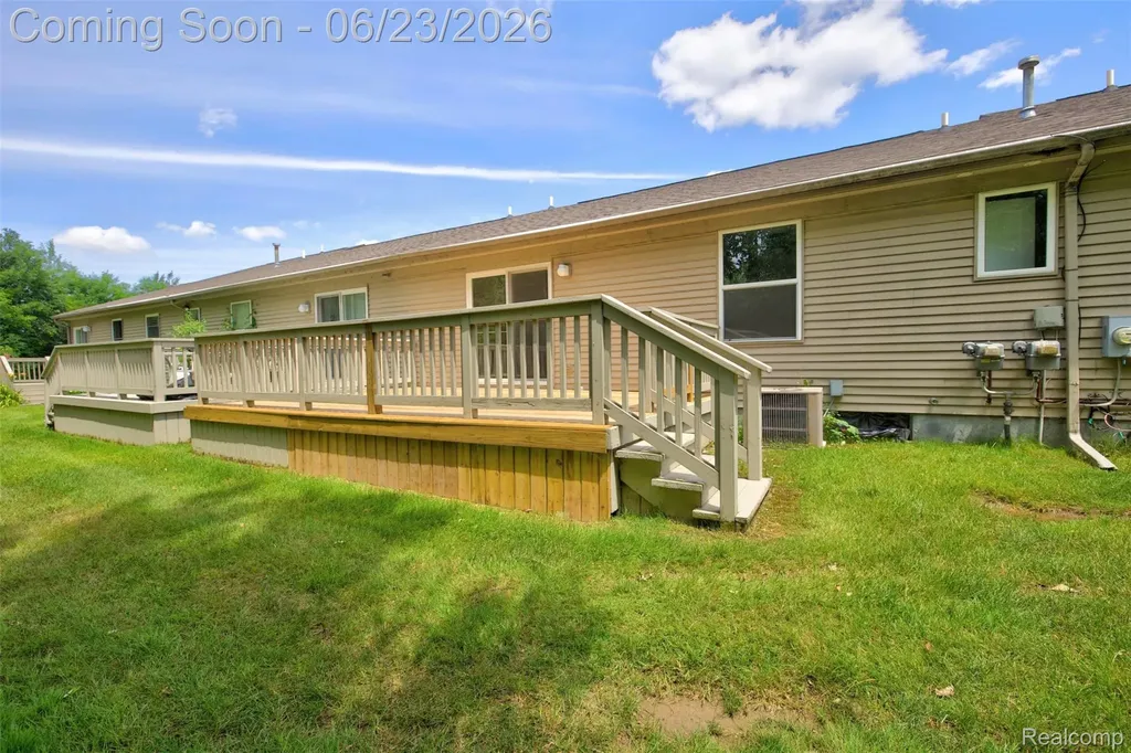 3108 Falcon Drive Burton City MI 48519