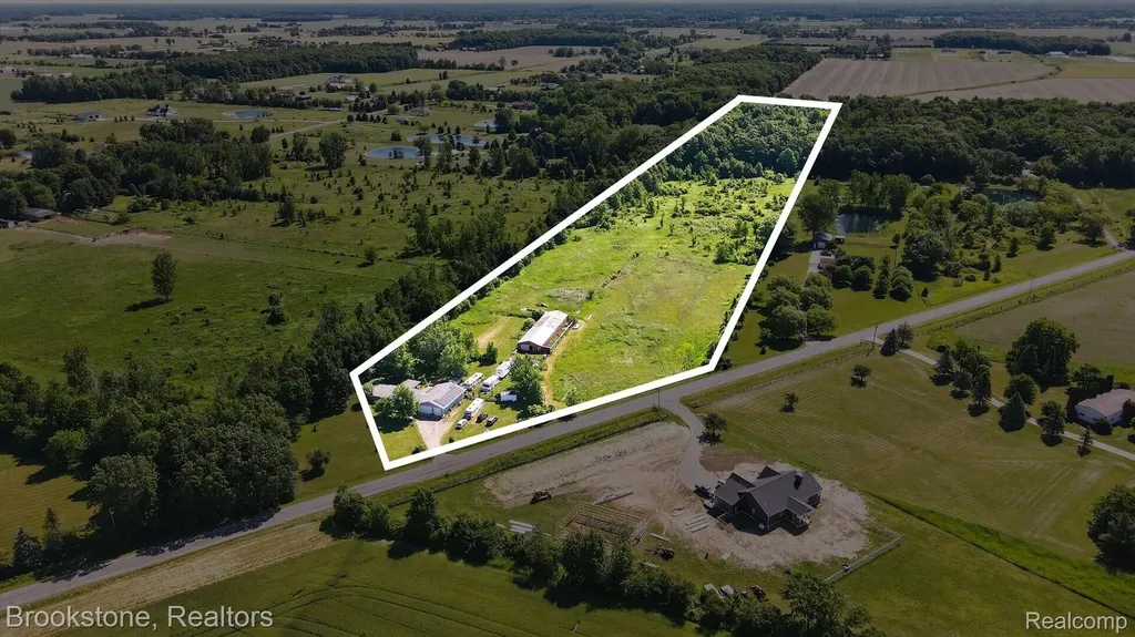 9300 Head O Lake Road Whiteford Township MI 49267