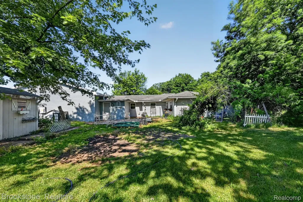 9300 Head O Lake Road Whiteford Township MI 49267