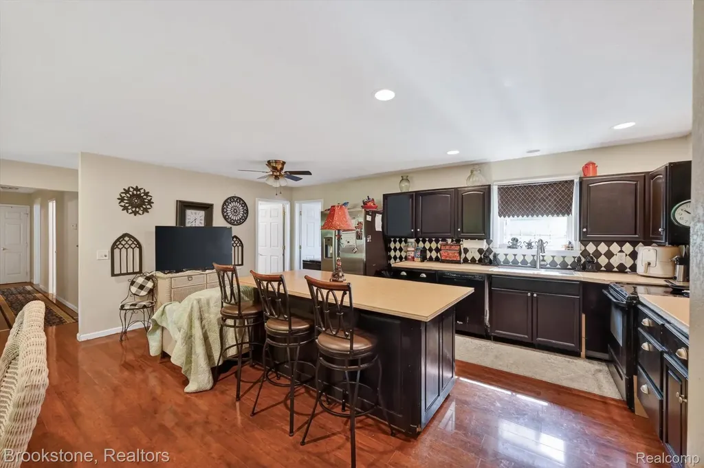 9300 Head O Lake Road Whiteford Township MI 49267