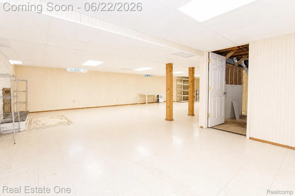 28383 W Greenmeadow Circle Farmington Hills City MI 48334