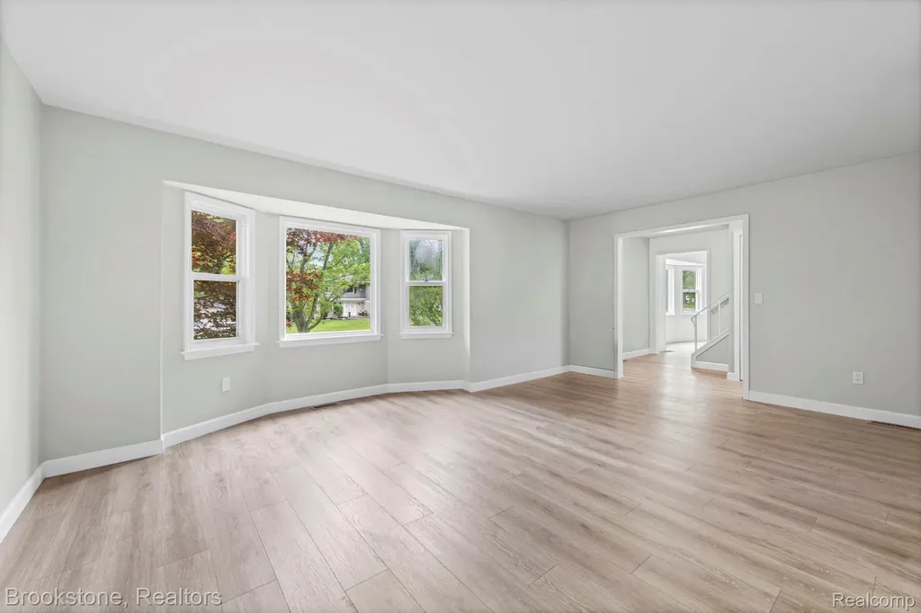 5652 Tequesta Drive West Bloomfield Charter Township MI 48323