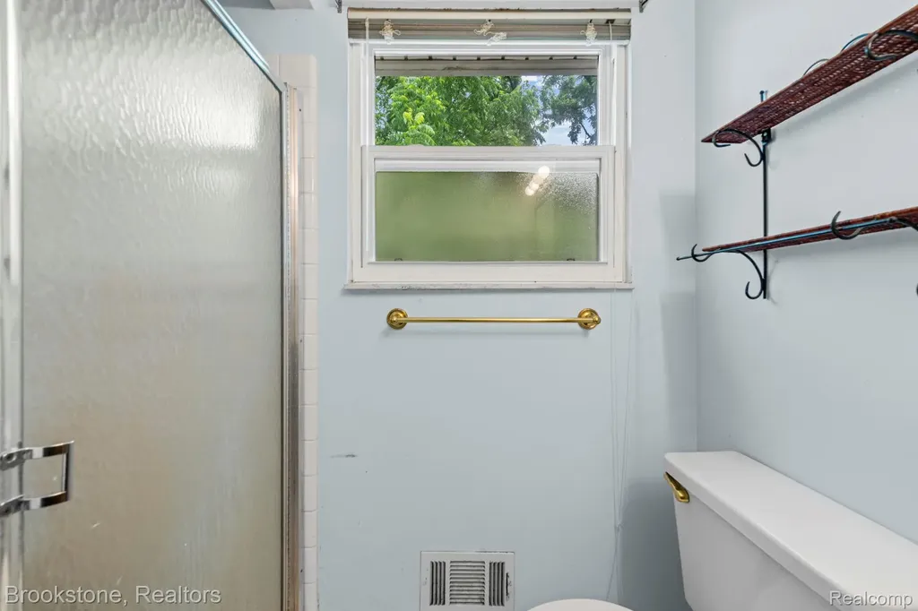 5652 Tequesta Drive West Bloomfield Charter Township MI 48323