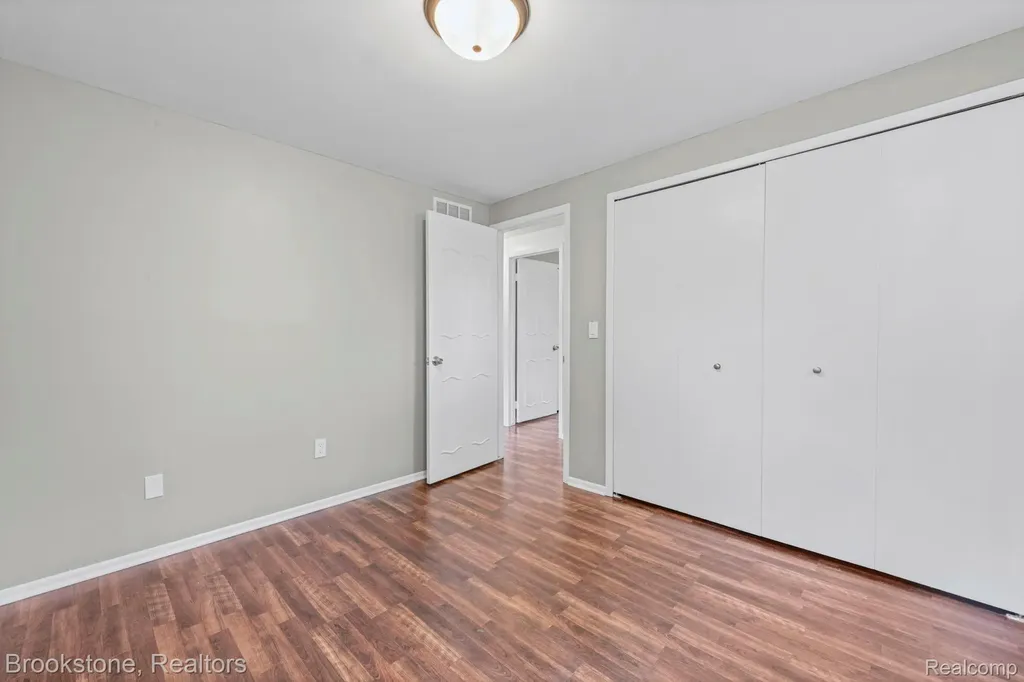 5652 Tequesta Drive West Bloomfield Charter Township MI 48323